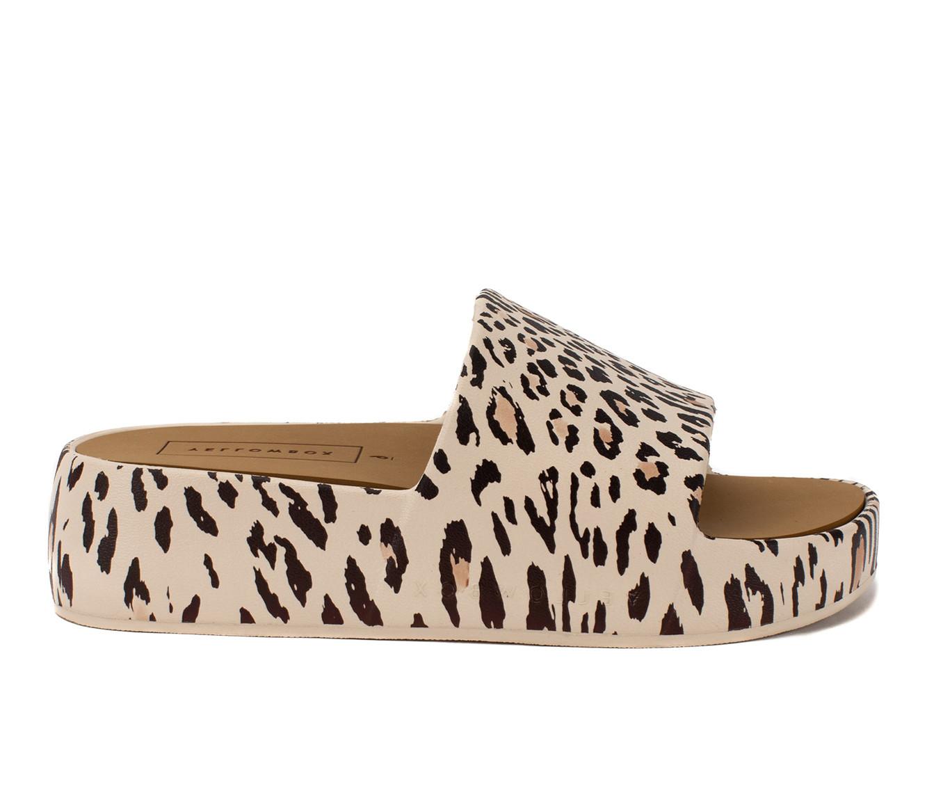 Lt Leopard