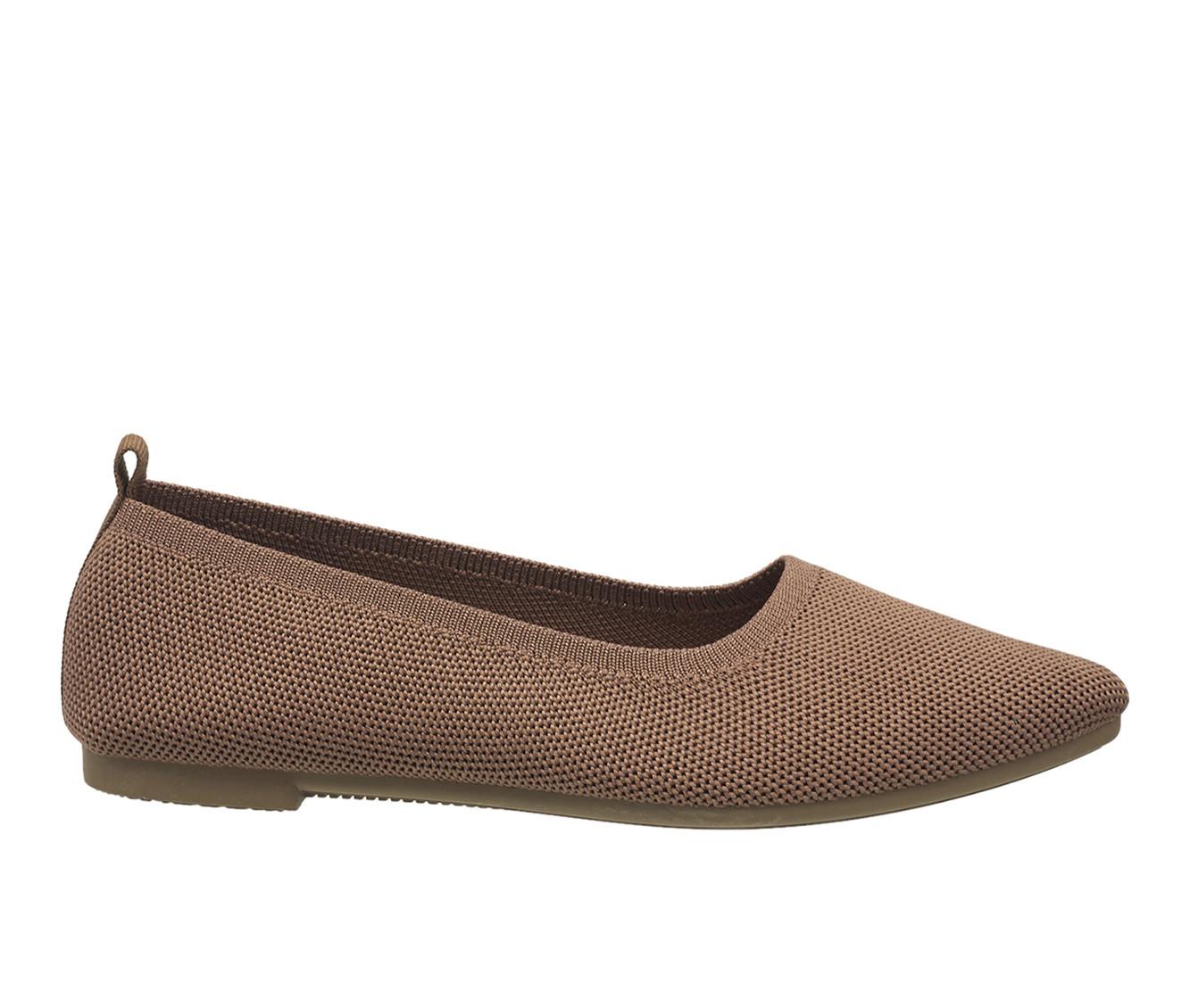 Women's French Connection Caputo Flats in Cafe color
