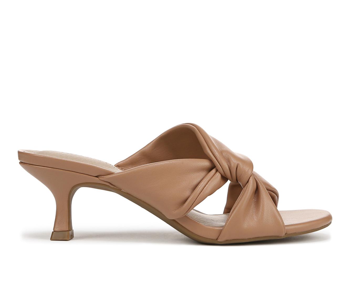Sienna Tan