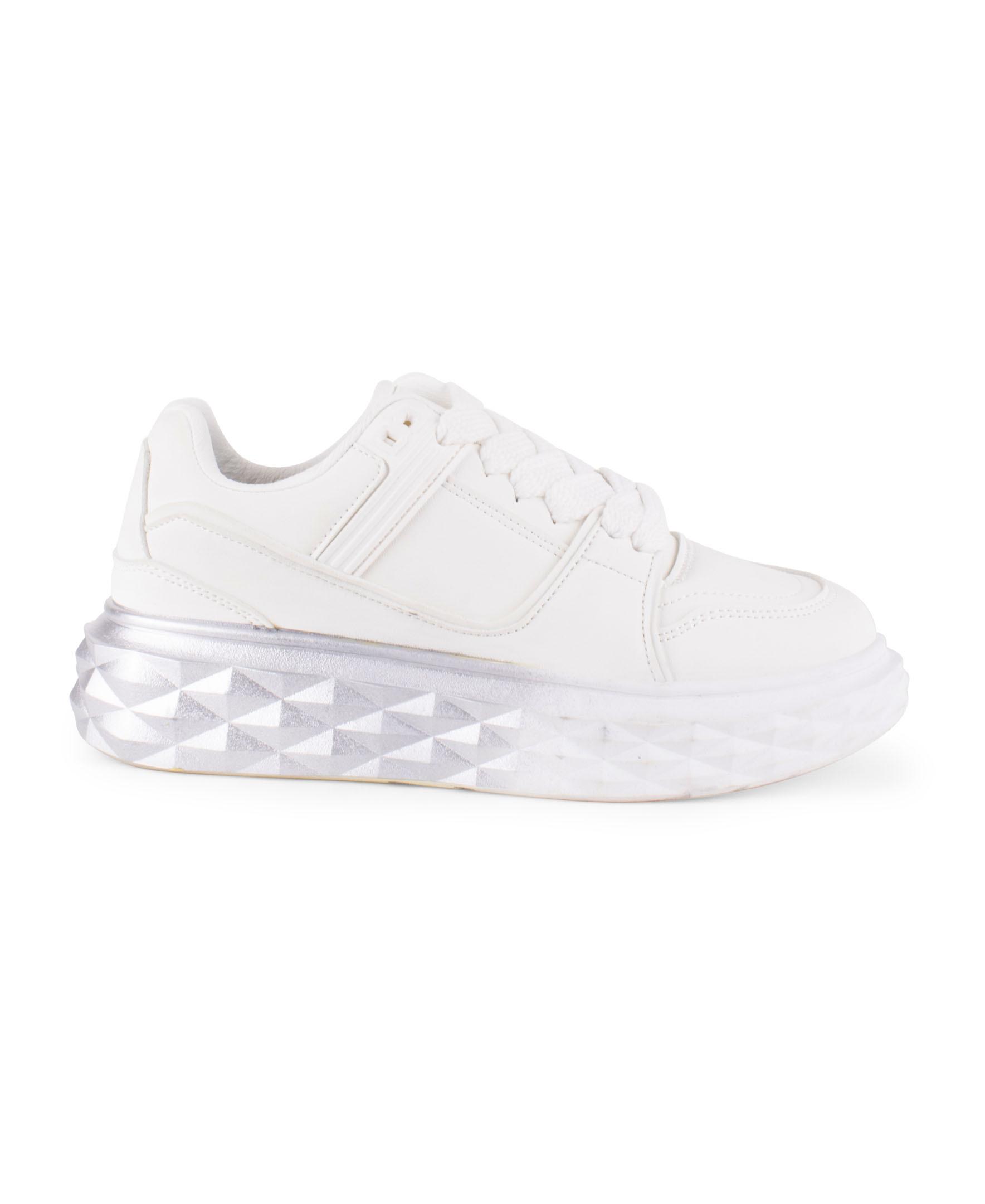 Women's Wanted Jet Platform Sneakers in White color