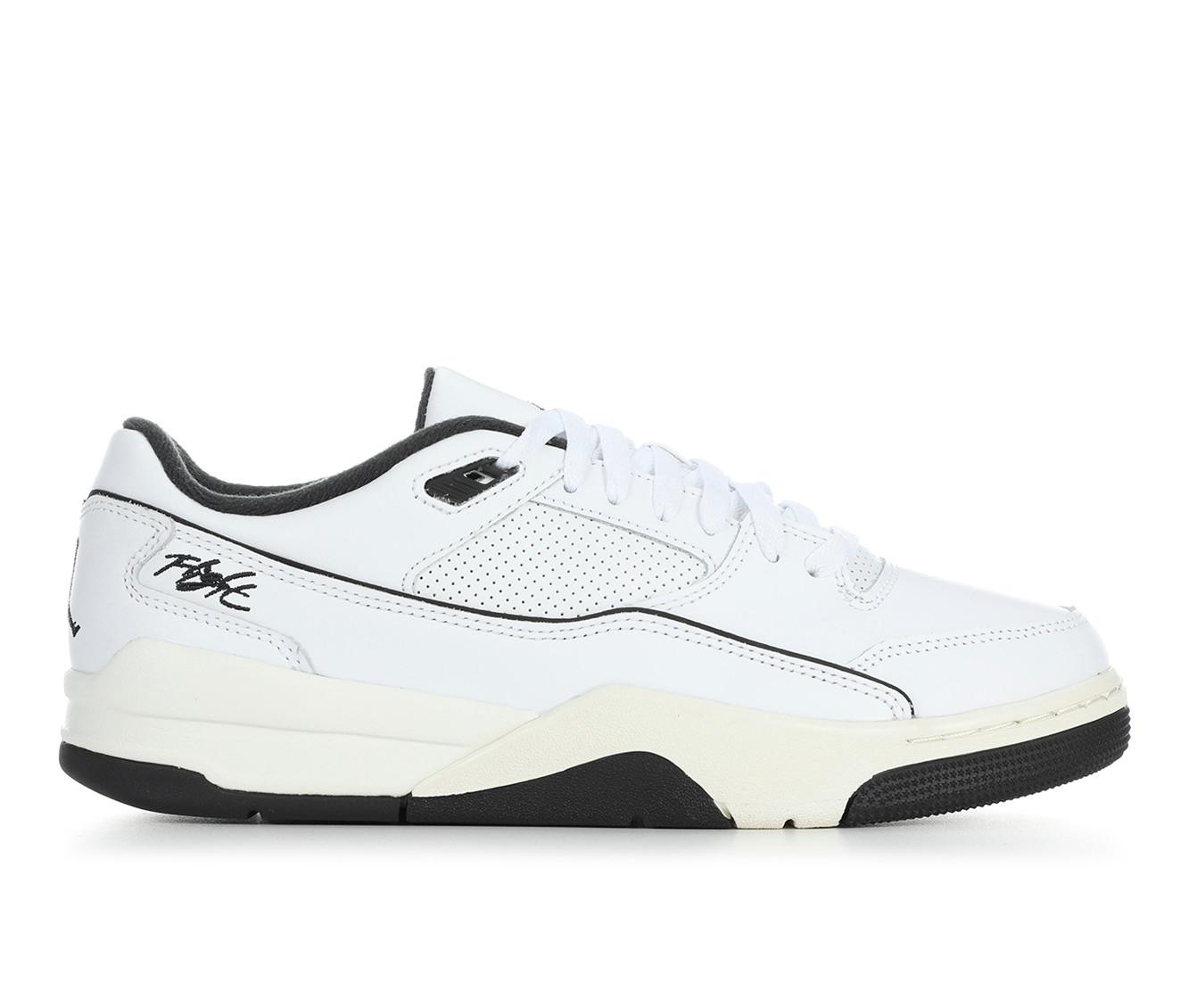 Wht/Black/Sail