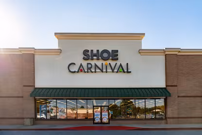Shoe Carnival Storefront